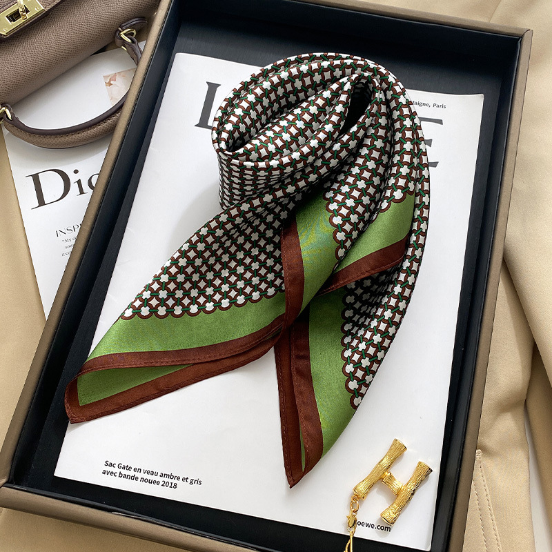 Vintage Fashion Rings - Women Vintage Chain Print Silk Satin