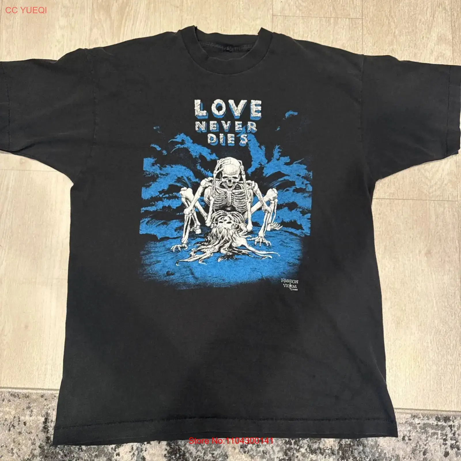 VTG Vintage 1990 Fashion Victi - Vintage Fashion Victim Shirt recension och pris