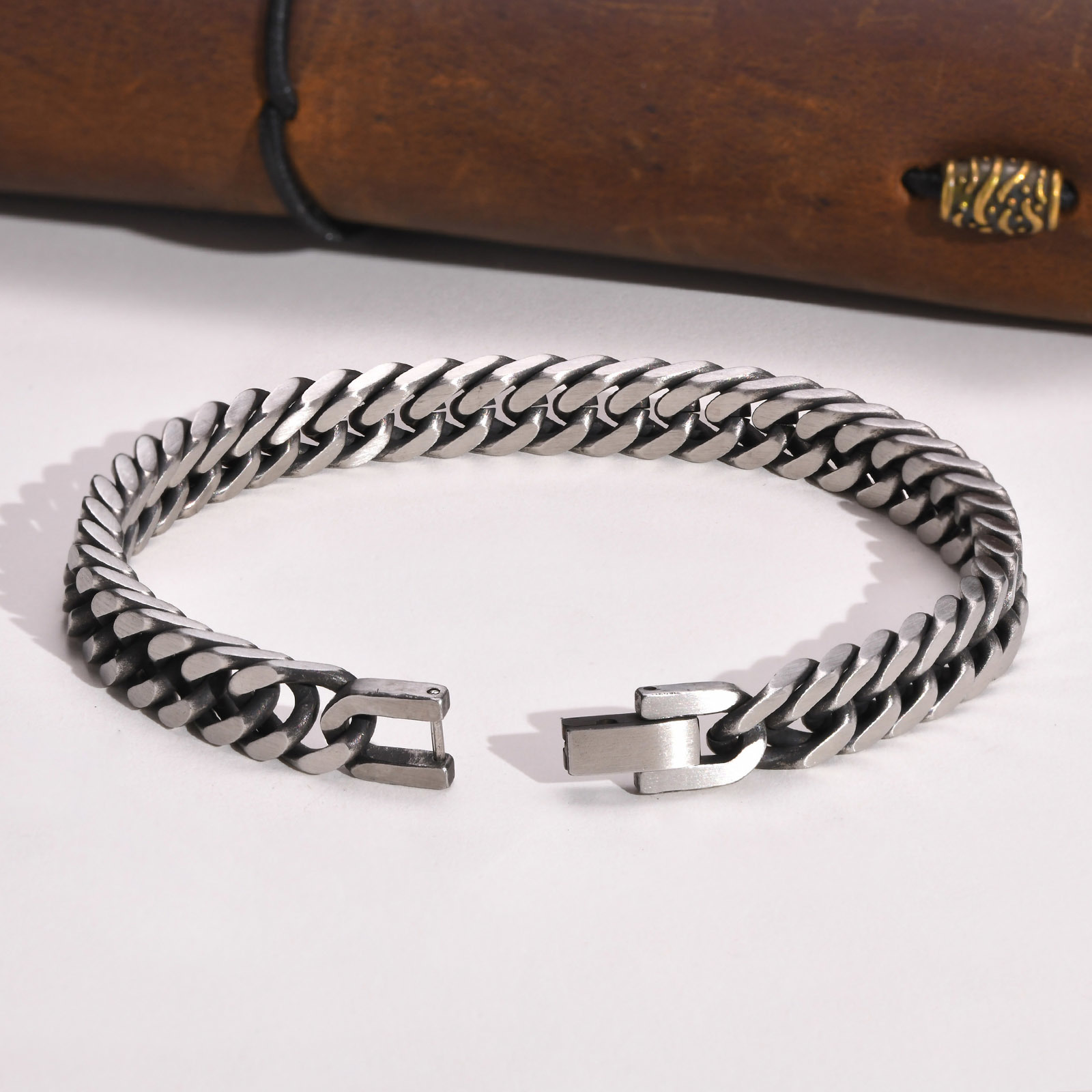 Vnox Chunky Retro Cuban Chain  - Vintage Fashion Retro Outfit recension och pris