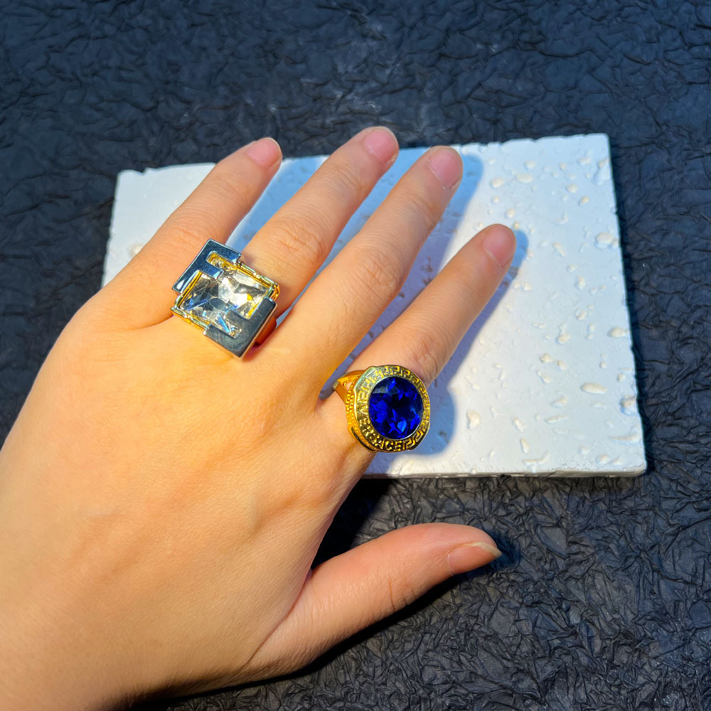 Vintage medieval G ring batch  - Vintage Fashion Rings recension och pris