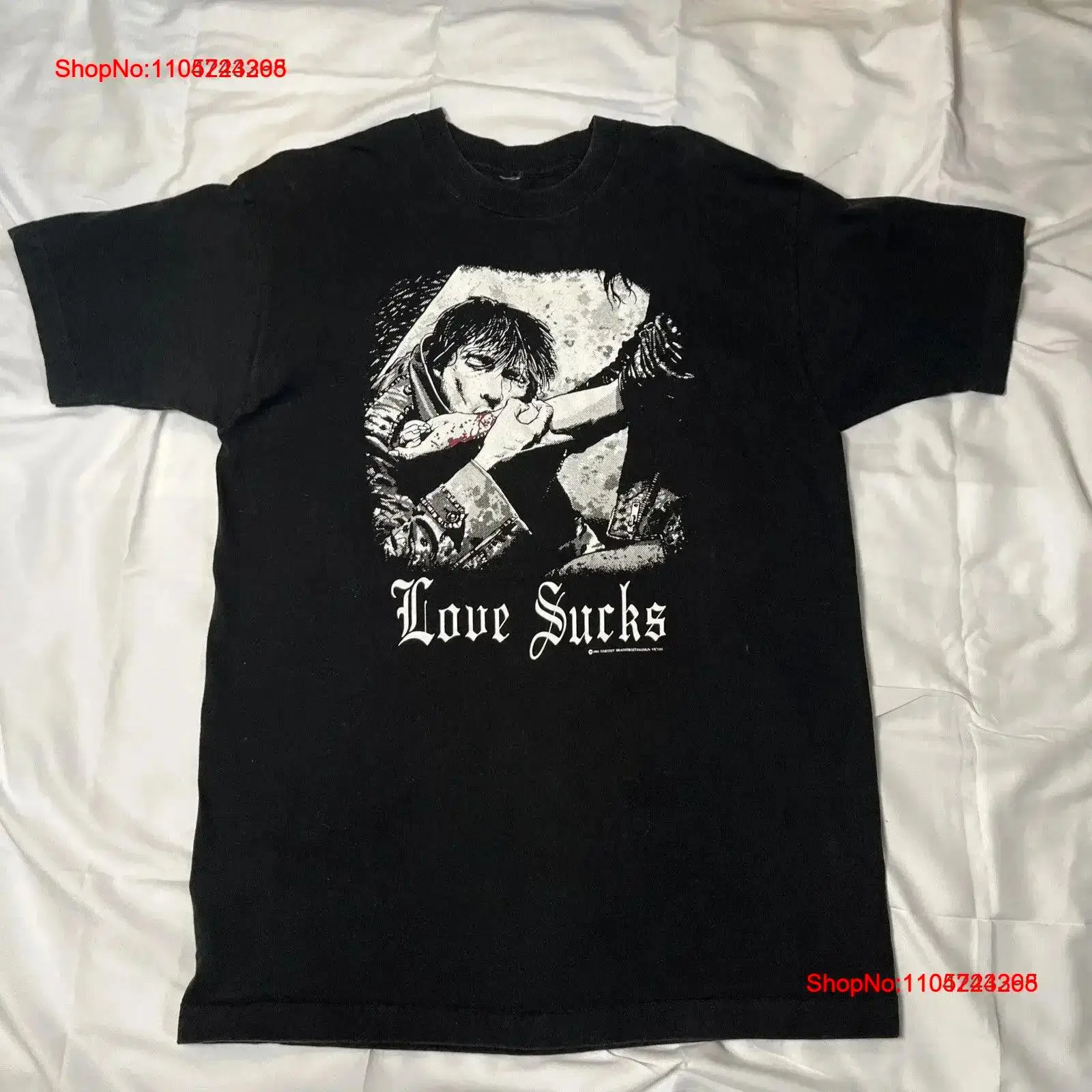 Vintage 90s Love Sucks Vampire - Vintage Fashion Victim Shirt recension och pris