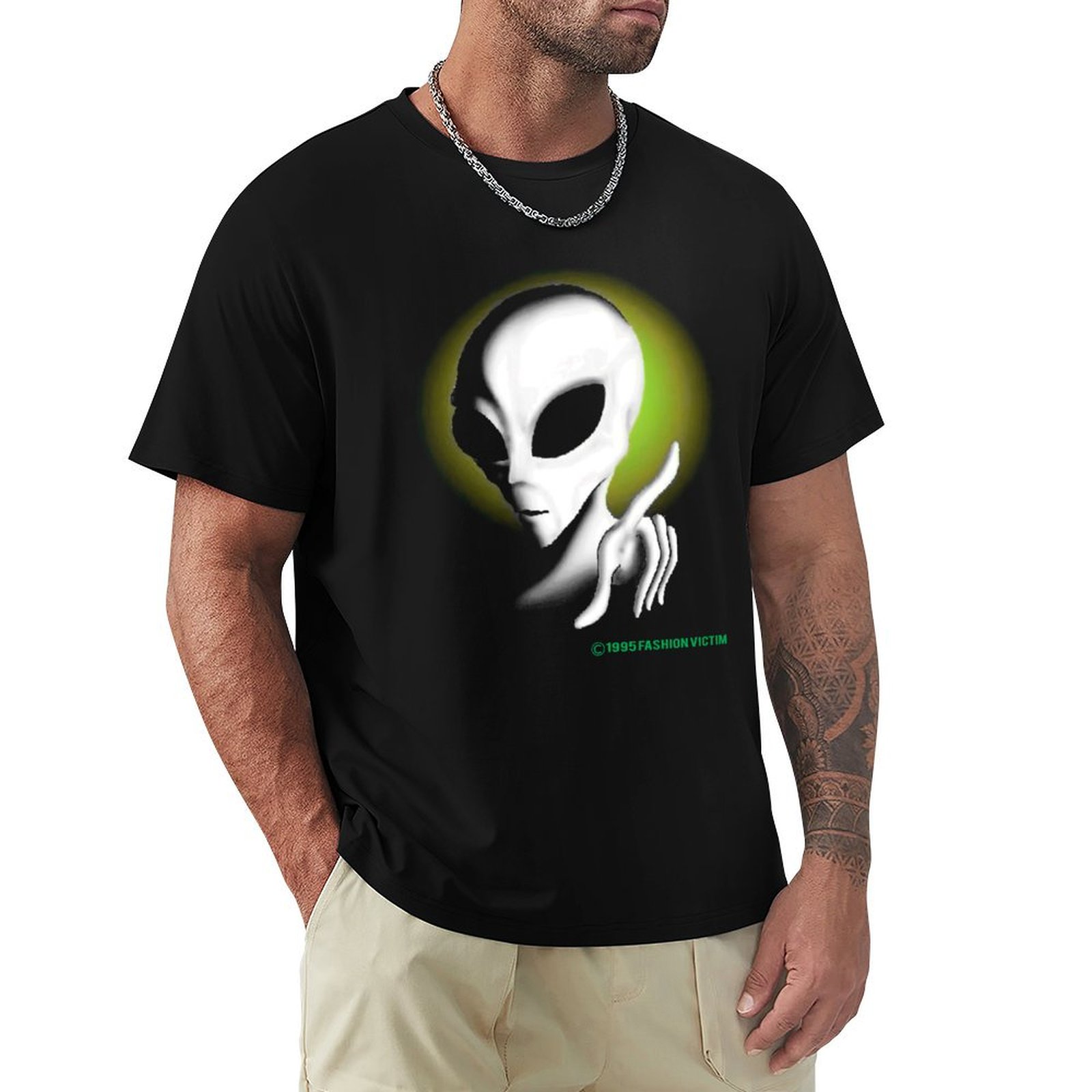 1995 ALIEN Vintage Glow In The - Vintage Fashion Victim Shirt recension och pris