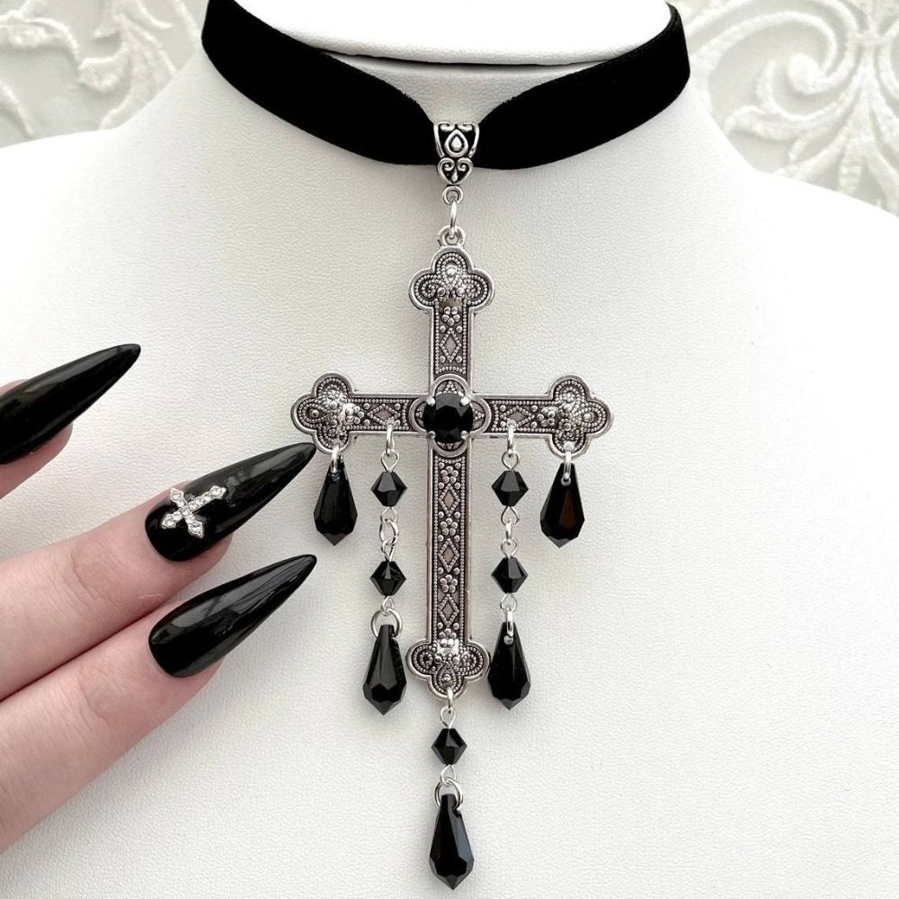 Retro Style Large Cross Pendan - Vintage Fashion Retro Outfit recension och pris